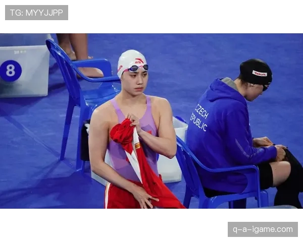 艾莉森·施米特助力美国队斩获4×200米自由泳接力金牌