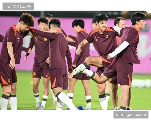 足球场上闪电反击惊艳全场，强势回暖重塑战局